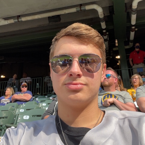 Meet your Posher, Brady - Picture 2 of 4